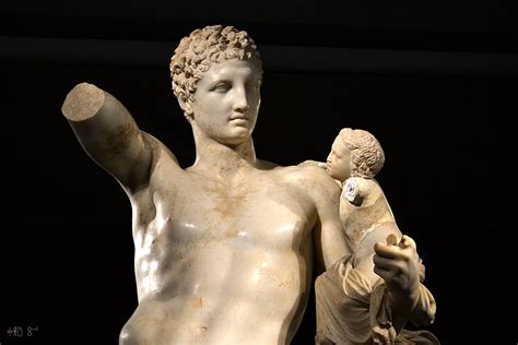 hermes of praxiteles statue